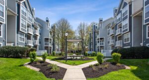 arrive-crofton-apartment-homes-for-rent-crofton-md-21114-courtyard
